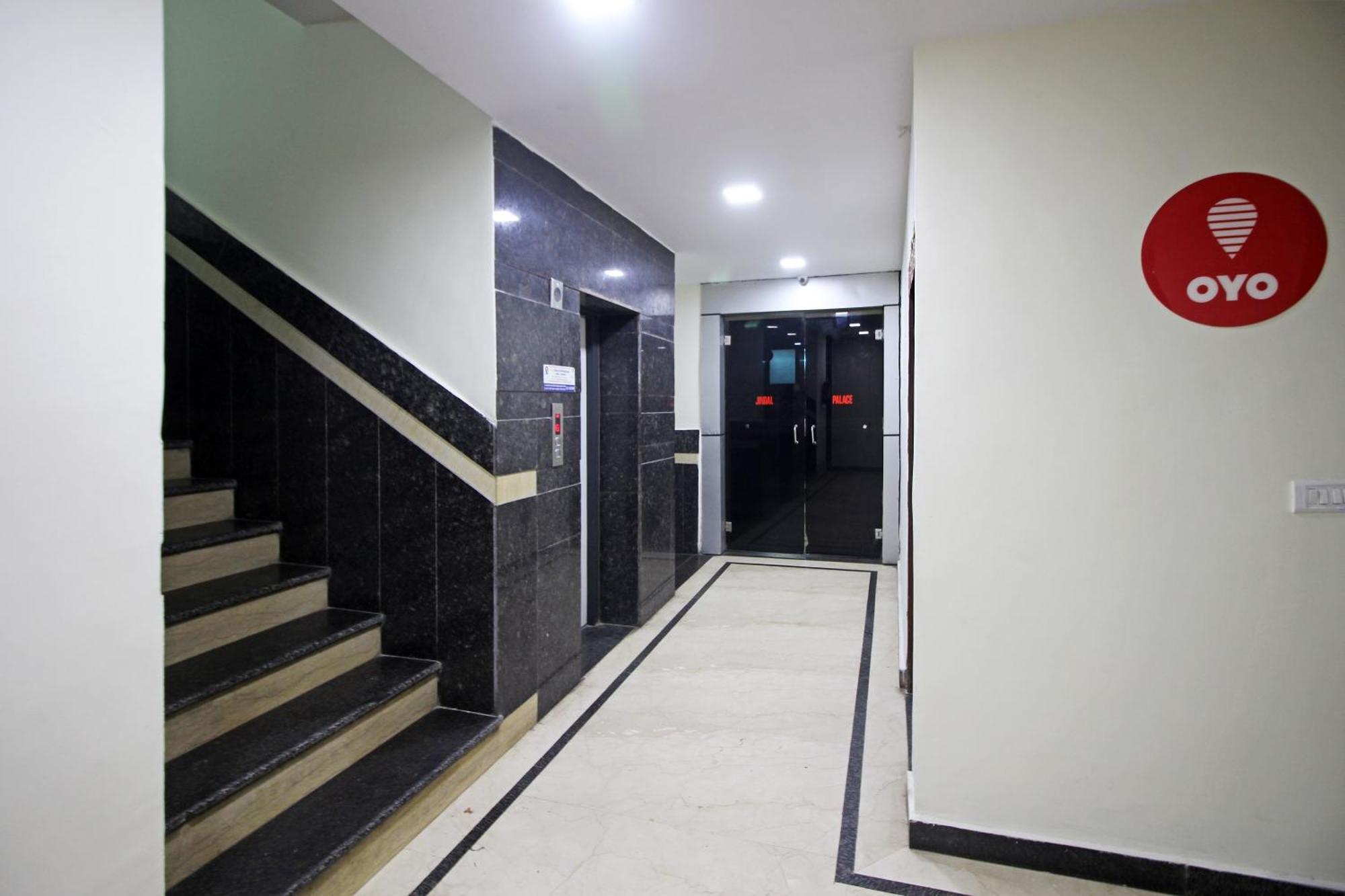Super Hotel O Global New Delhi Buitenkant foto