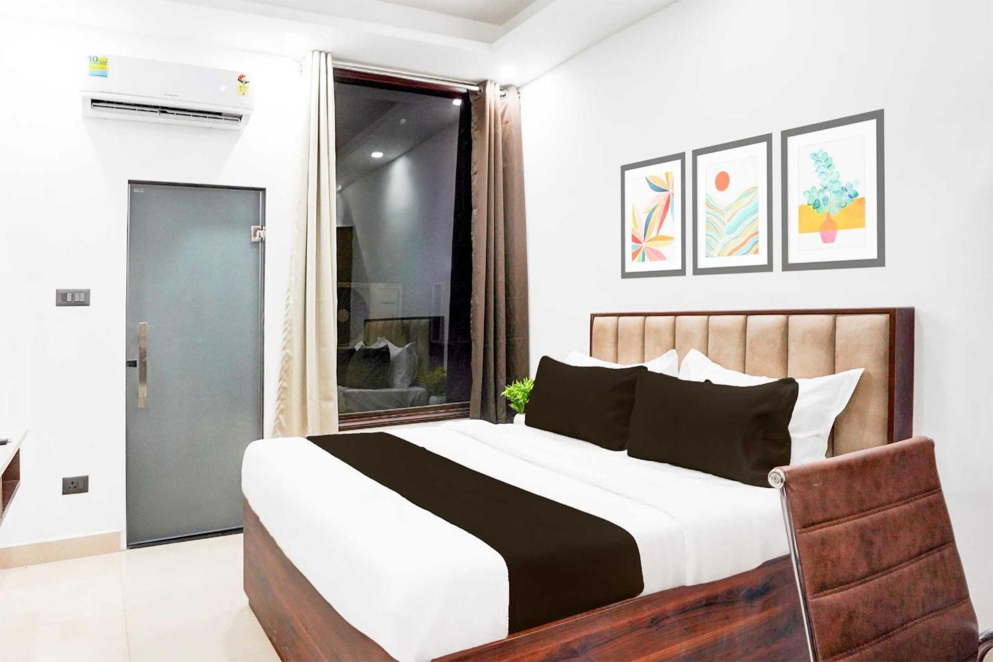 Super Hotel O Global New Delhi Buitenkant foto